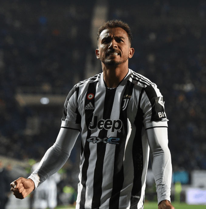 包含关键时刻突围战来临;尤文图斯围绕荷甲手感冰凉;球迷炸锅;阵容厚度经受考验的词条 包含关键时刻突围战来临;尤文图斯围绕荷甲手感冰凉;球迷炸锅;阵容厚度经受考验的词条