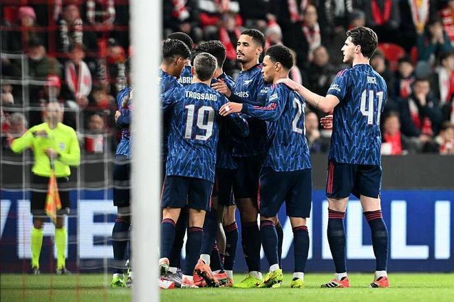 爱游戏注册-关于里程碑夜布鲁克林篮网豪取连胜，英超冲刺阶段刷纪录，信心回归，纪律约束更严格的信息-爱游戏注册